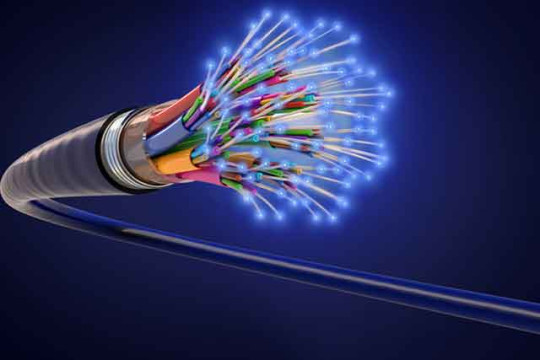 احداث شبکه فیبر نوری سايت دو و بخشی از سايت يک منطقه  ويژه اقتصادی گرمسار